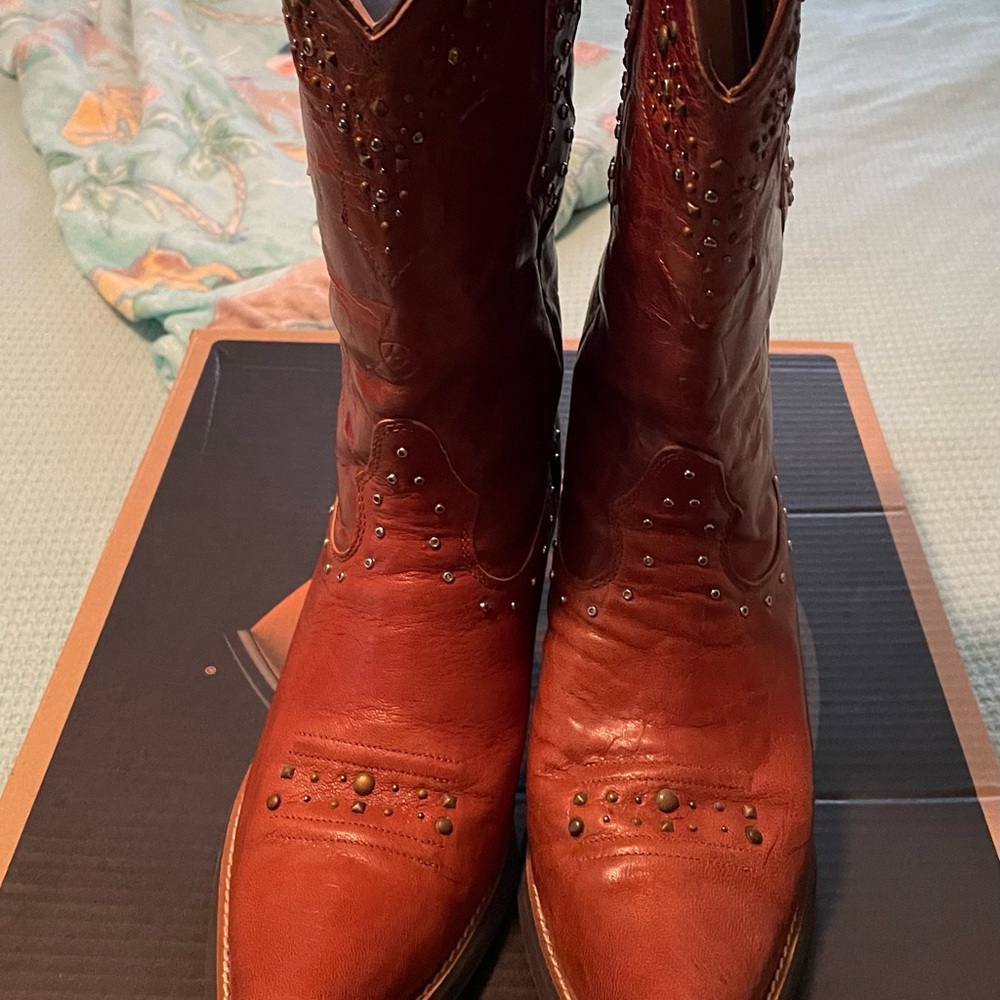“Rhinestone Cowgirl “ boots by Ariat